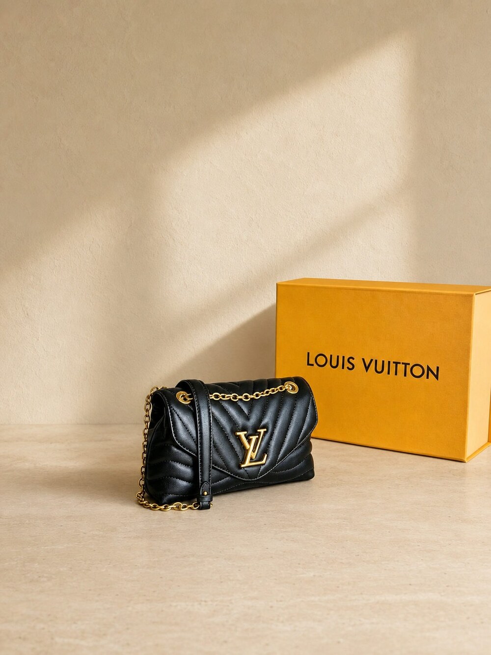 Louis Vuitton Black Quilted New Wave Chain Shoulder Handbag - Picture 2 of 6